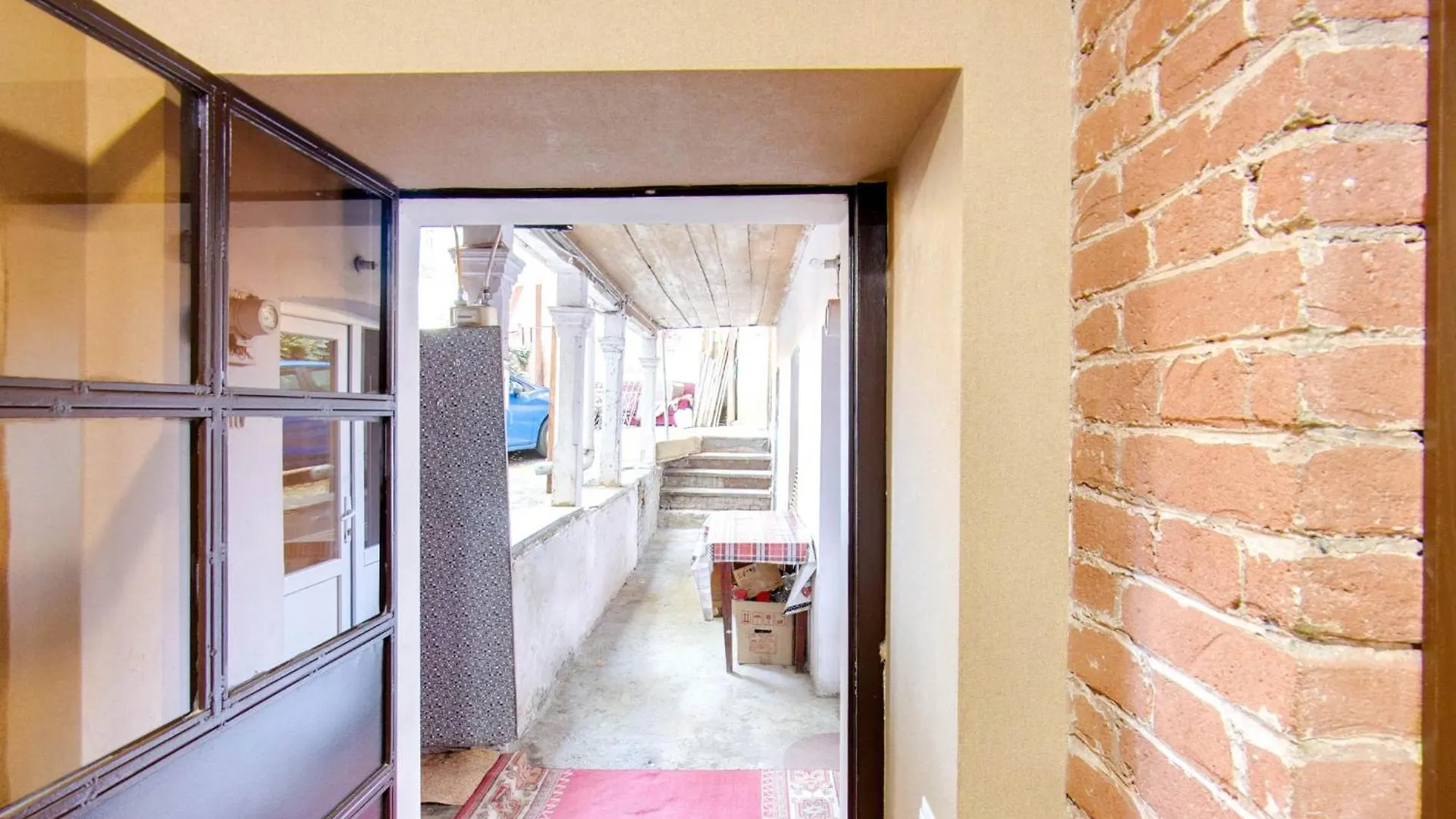 Hostel Pirosmani Tbilisi Georgia